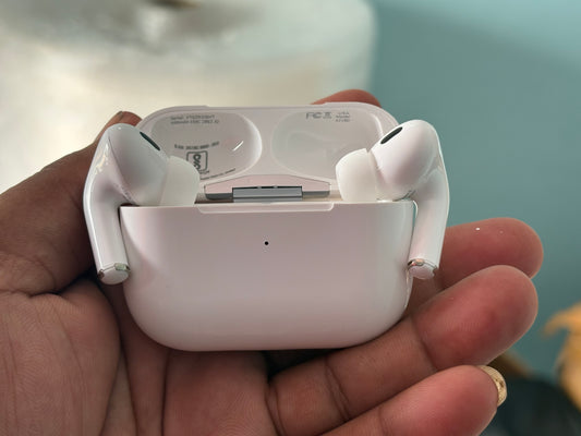 AirPods Pro 2nd Generation ANC noise cancellation support, and wireless support, 4 items free