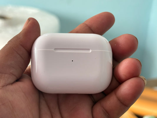 AirPods Pro 2nd Generation ANC noise cancellation support, and wireless support, 4 items free